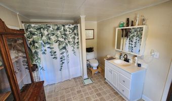 315 N Main St, Allegan, MI 49010