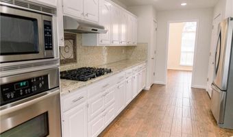 3 Acorn Cir, Bentonville, AR 72712