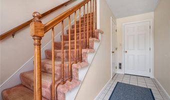 200 Heroux Blvd 908, Cumberland, RI 02864