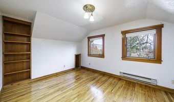 126 Nursery St, Ashland, OR 97520