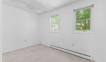 21 Hyde St 4, Burlington, VT 05401