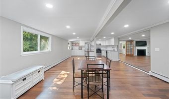 260 Woodville Alton Rd, Hopkinton, RI 02832