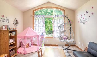 1501 S Weimar St, Appleton, WI 54915