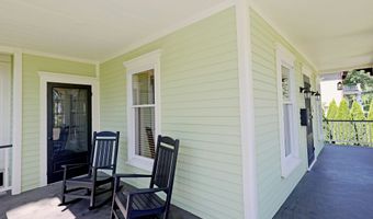 30 Elizabeth St, Bethel, CT 06801