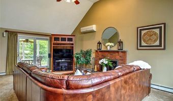 96 Windsong Rd, Cumberland, RI 02864