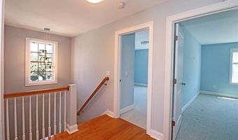 314 Chases Ln D, Middletown, RI 02842
