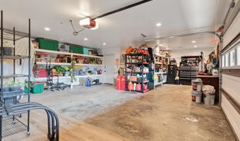 417 MALLARD Dr, Basye, VA 22810