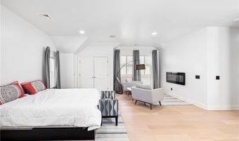 35 River Run, East Greenwich, RI 02818