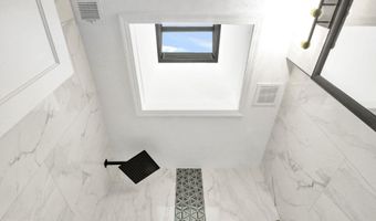 325 OGLETHORPE St NW, Washington, DC 20011