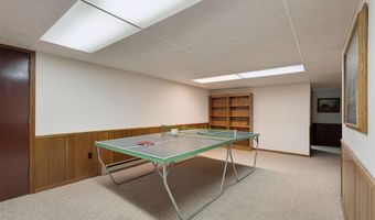1300 N BAY RIDGE Rd, Appleton, WI 54915