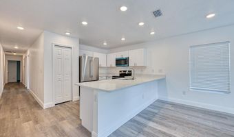 616 618 MARTIN LUTHER KING JR Dr, Baldwin, FL 32234