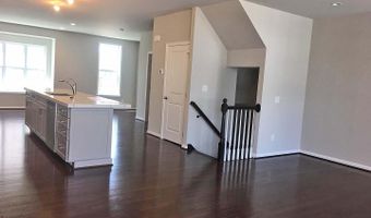 2783 Ashcombe Dr, Ann Arbor, MI 48105