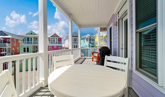 237 Sea Dreams Dr, Atlantic Beach, NC 28512