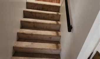 815 Portsdown Rd, Ballwin, MO 63011