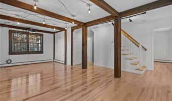 477 Hope Furnace Rd, Coventry, RI 02831