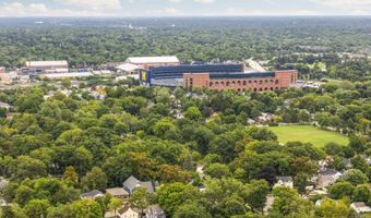 830 Redeemer Ave, Ann Arbor, MI 48103