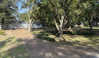 1751 Old Highway 16, Benton, MS 39039