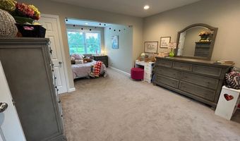 6135 Martha Dr, Aurora, IN 47001