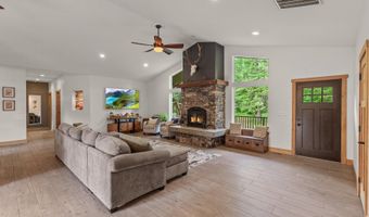 32055 N Konikson Ln, Athol, ID 83801