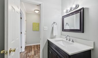 1116 E Fort Macon Rd, Atlantic Beach, NC 28512