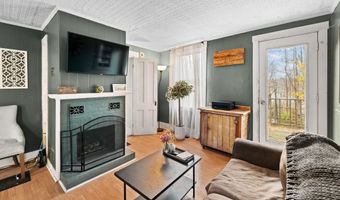 35 E Chestnut St, Augusta, ME 04330