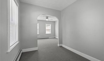 9 Gardner Ave, Cranston, RI 02910