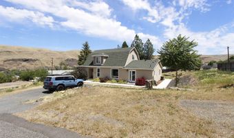 904 3rd St, Asotin, WA 99403