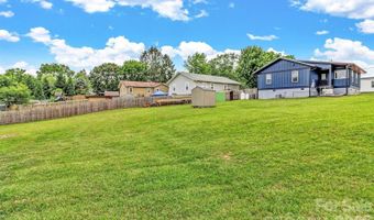 43 Pelzer St, Asheville, NC 28804