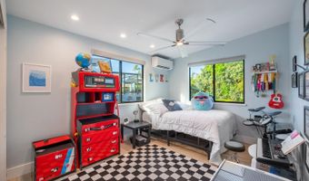 557 Kupulau Dr, Kihei, HI 96753