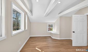 56 West St, Bolton, CT 06043
