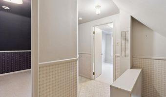 131 Moyer Ave, Alma, MI 48801