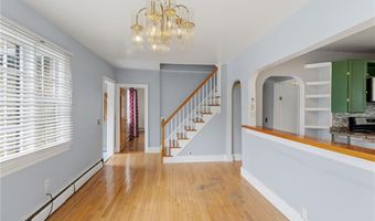 34 Intervale Rd, Cranston, RI 02910
