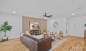4209 Windwood Cir, Charlotte, NC 28226