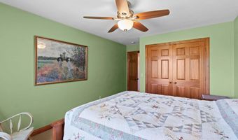 1900 E ORCHARD BLOSSOM Dr, Appleton, WI 54915