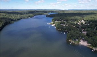163 Winterberry Rd, Narragansett, RI 02874