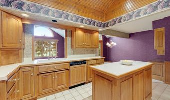 1102 Cabriolet Blvd, Auburn, IN 46706