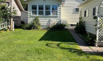 415 10th Ave SW, Austin, MN 55912