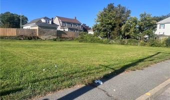 30 Fletcher Ave, Cranston, RI 02910