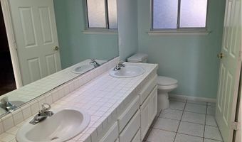 19345 Oneida Rd, Apple Valley, CA 92307