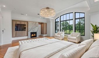 19 Rio Vista Dr, Alpine, NJ 07620