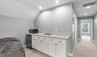 2712 Lake Waccamaw Trl, Apex, NC 27502