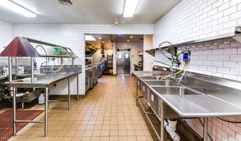 74 A Montauk Hwy, Amagansett, NY 11930