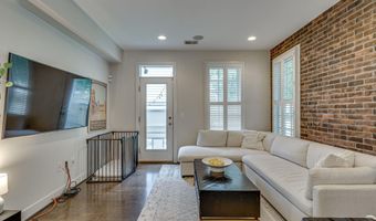 944 N COLUMBUS St, Alexandria, VA 22314