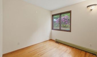 17 Village Way 6, Alloway, NJ 07462