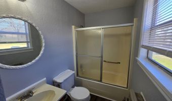 310 S Wickham St, Alvord, TX 76225