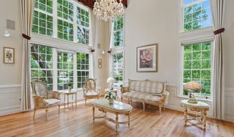 6211 YORKSHIRE Ter, Bethesda, MD 20814