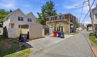 205 S LOCUST St, Ambler, PA 19002