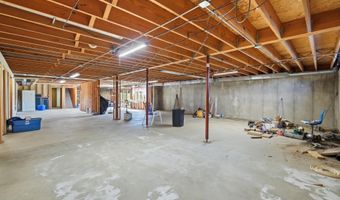 6095 E Division Rd, Angola, IN 46703