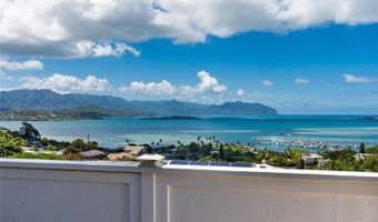 44-097 Kalenakai Pl, Kaneohe, HI 96744