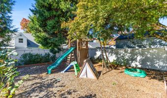 1420 PARK Ter, Albany, OR 97321